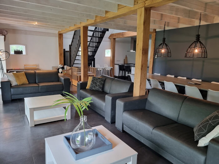 Vakantiehuis in Rekken (Gelderland) voor 16 personen met 6 slaapkamers.