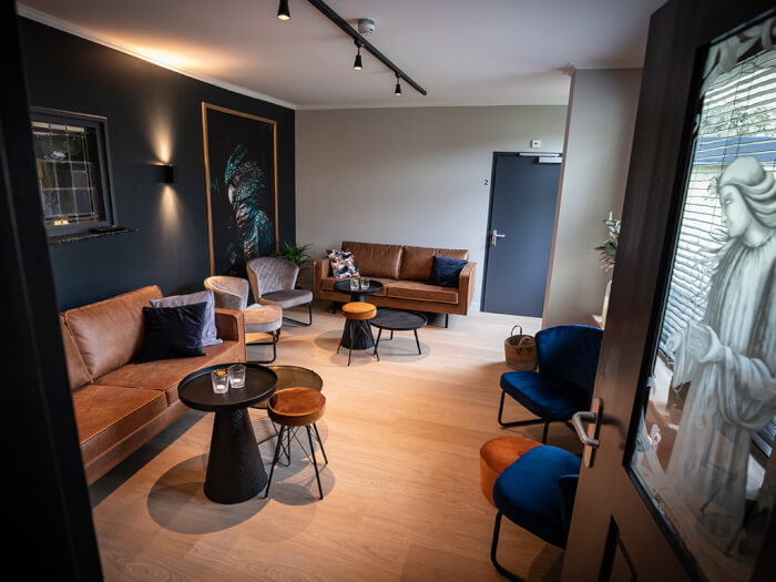 Vakantiehuis in Oldenzaal (Overijssel) voor 15 personen met 6 slaapkamers.