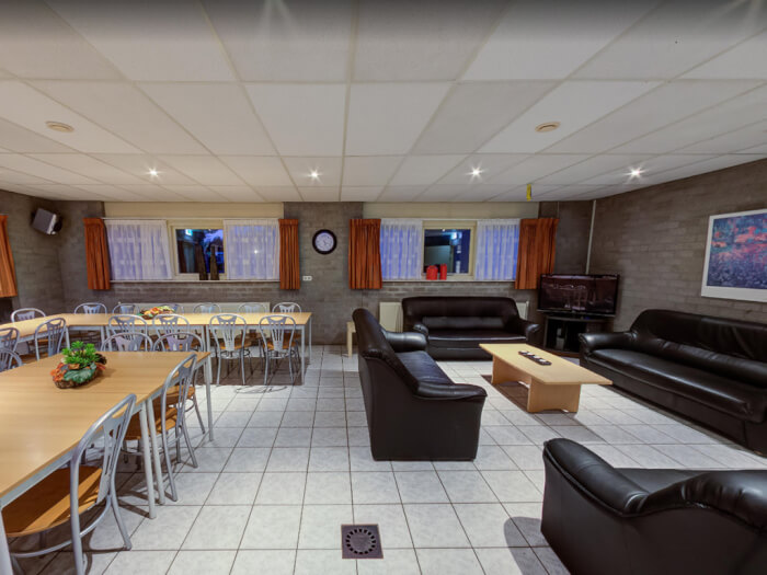 Vakantiehuis in Schaijk (Noord-Brabant) voor 40 personen met 5 slaapkamers.