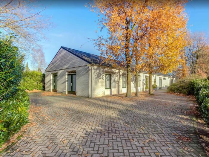 Vakantiehuis in Schaijk (Noord-Brabant) voor 30 personen met 8 slaapkamers.