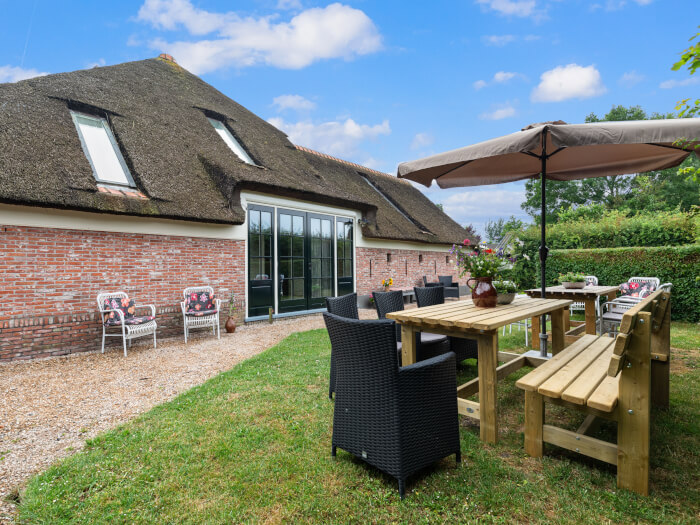 Vakantiehuis in Wijdenes (Noord-Holland) voor 16 personen met 8 slaapkamers.