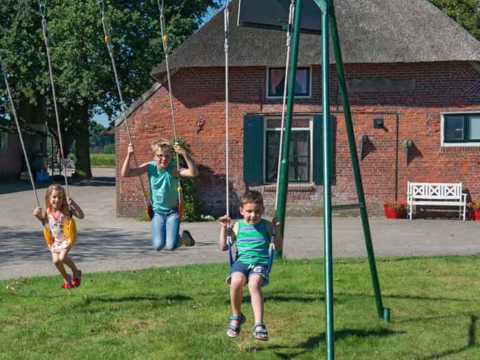 Vakantiehuis in Moergestel (Noord-Brabant) voor 14 personen met 5 slaapkamers.