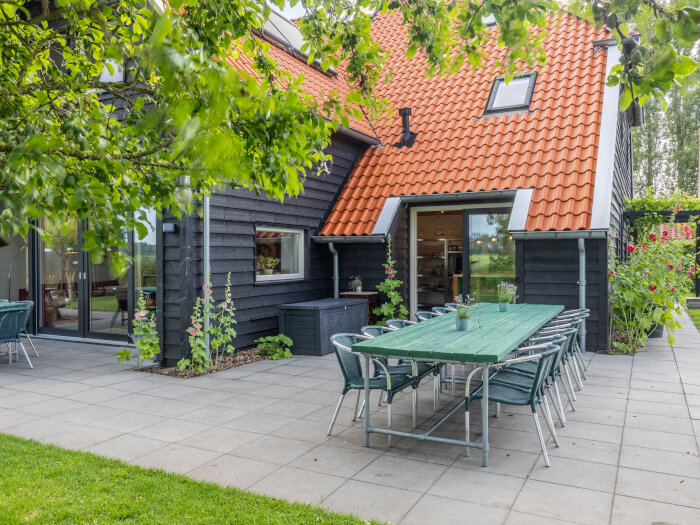 Vakantiehuis in Zuidvelde (Drenthe) voor 16 personen met 8 slaapkamers.