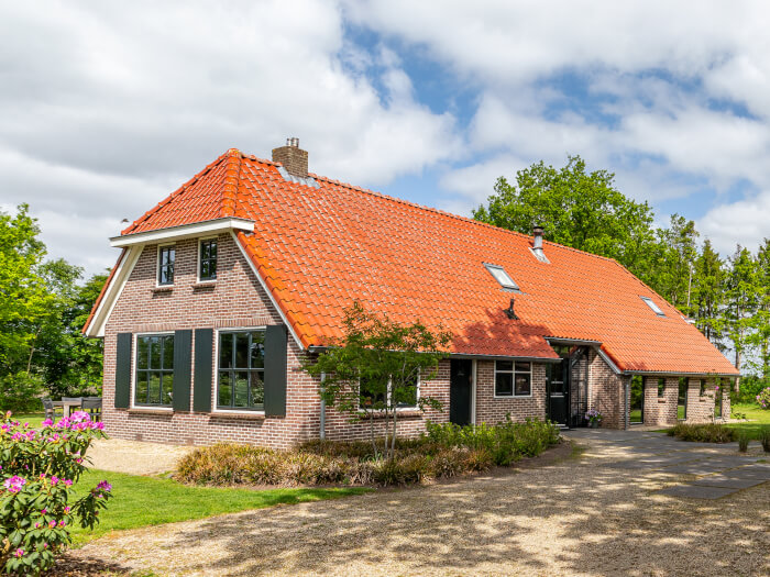 Vakantiehuis in Ruinen (Drenthe) voor 18 personen met 7 slaapkamers.