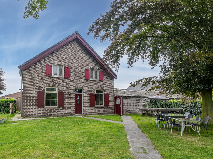 Vakantiehuis in Panningen (Limburg) voor 23 personen met 8 slaapkamers.