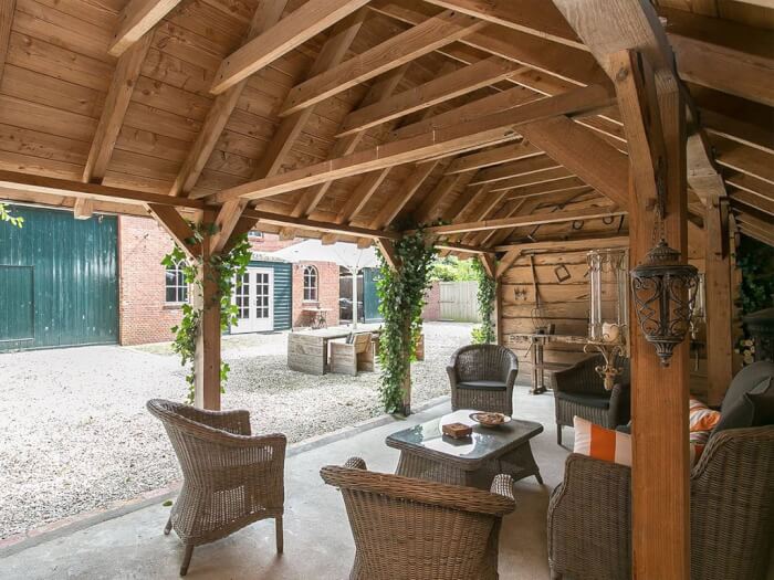 Vakantiehuis in Ulrum (Groningen) voor 10 personen met 5 slaapkamers.
