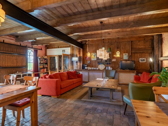Vakantiehuis in Ulrum (Groningen) voor 10 personen met 5 slaapkamers.
