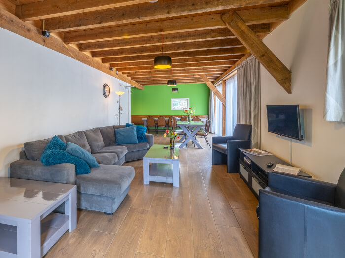 Vakantiehuis in Goudriaan (Zuid-Holland) voor 13 personen met 5 slaapkamers.