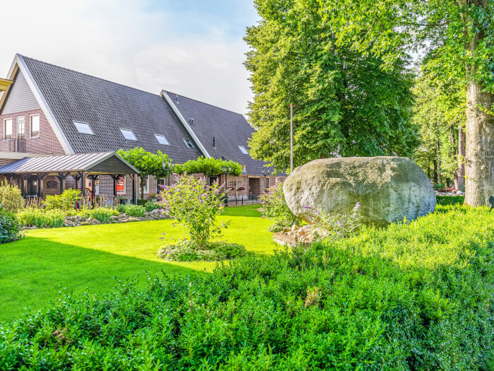 Vakantiehuis in Gees (Drenthe) voor 34 personen met 15 slaapkamers.