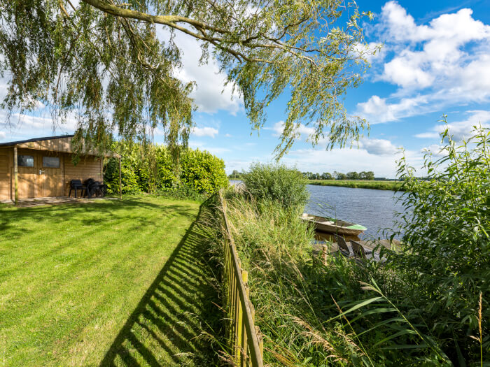 Vakantiehuis in Sluis (Zeeland) voor 12 personen met 5 slaapkamers.