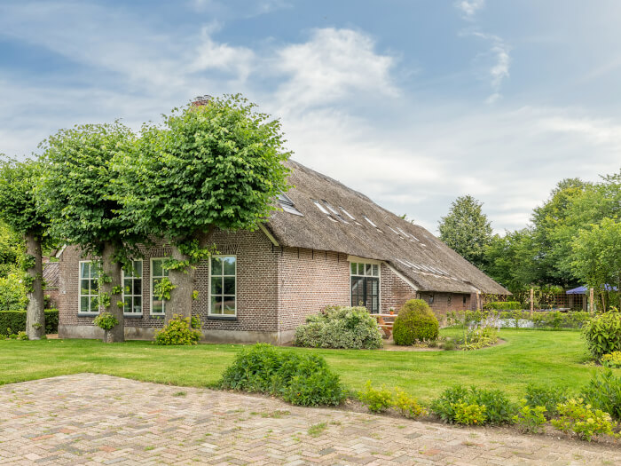 Vakantiehuis in Spier (Drenthe) voor 27 personen met 9 slaapkamers.