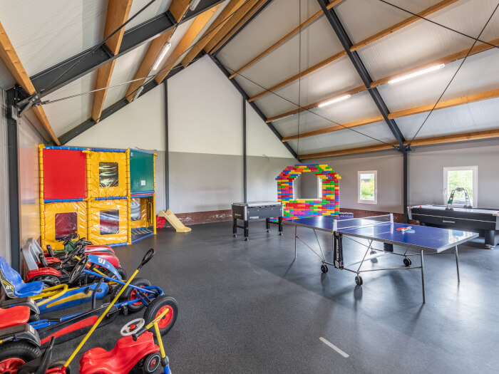 Vakantiehuis in Ane (Overijssel) voor 30 personen met 12 slaapkamers.