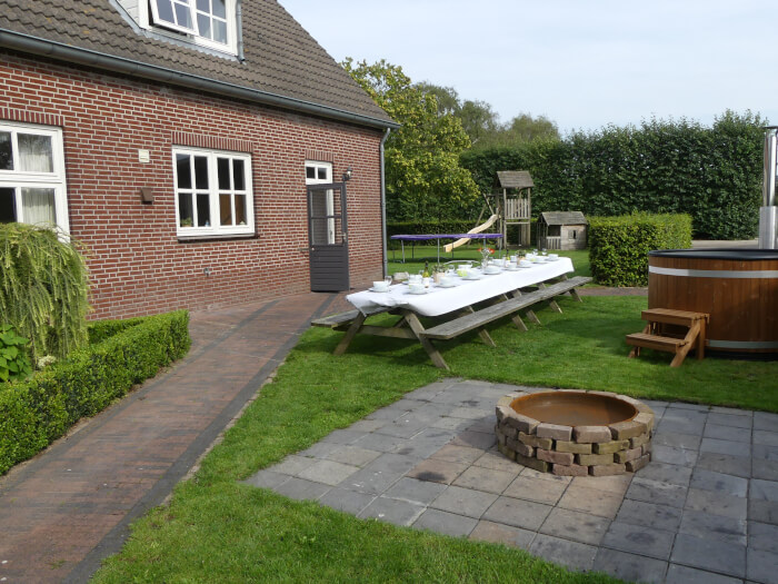 Vakantiehuis in Odiliapeel (Noord-Brabant) voor 15 personen met 4 slaapkamers.