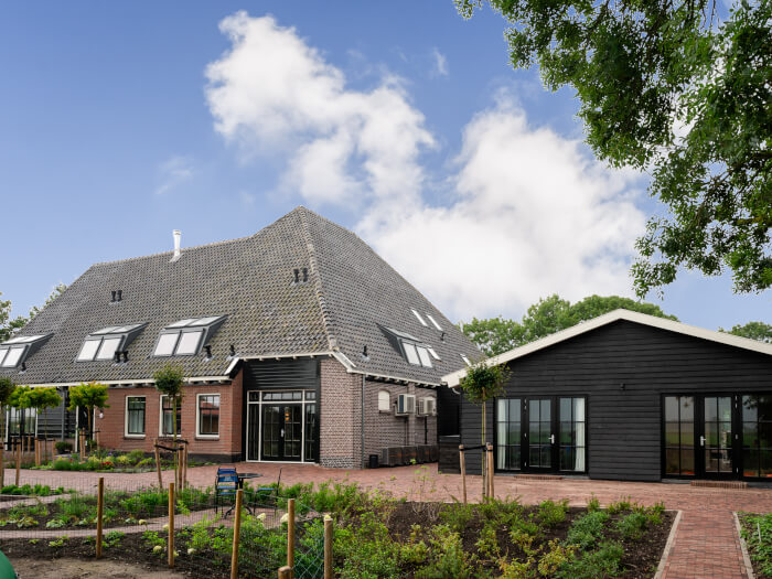 Vakantiehuis in Grootschermer (Noord-Holland) voor 15 personen met 7 slaapkamers.