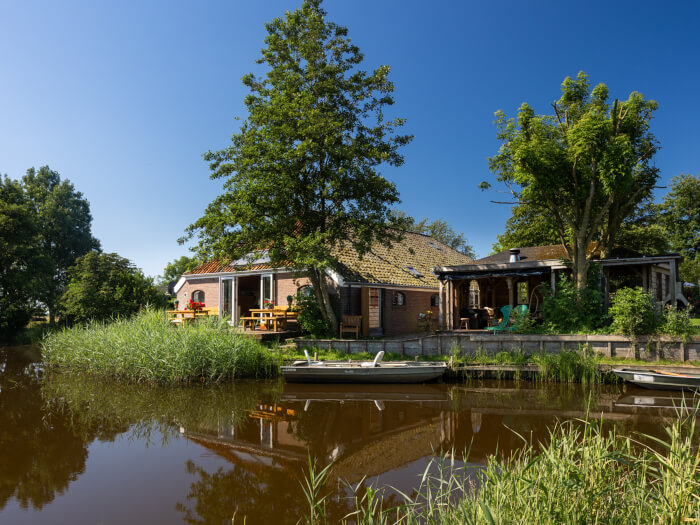 Vakantiehuis in Schermerhorn (Noord-Holland) voor 10 personen met 5 slaapkamers.