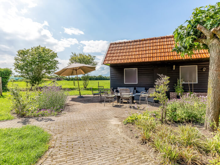 Vakantiehuis in Lattrop-Breklenkamp (Overijssel) voor 10 personen met 4 slaapkamers.