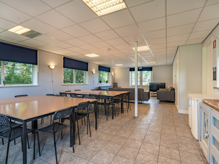 Vakantiehuis in Noardburgum (Friesland) voor 25 personen met 5 slaapkamers.