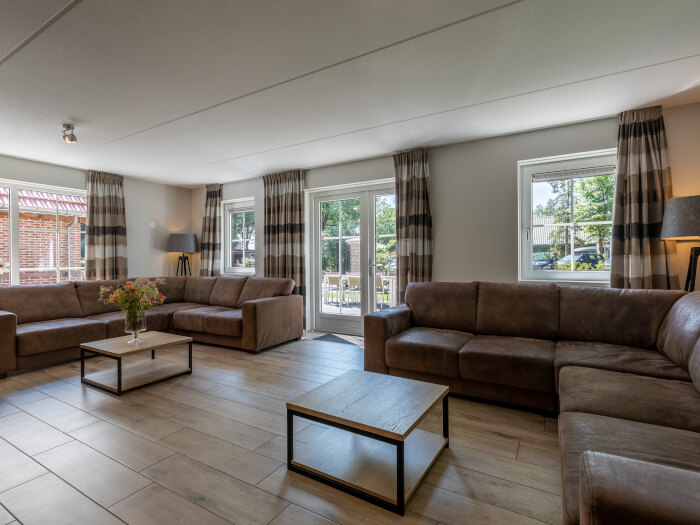 Vakantiehuis in Zuidwolde (Drenthe) voor 28 personen met 12 slaapkamers.