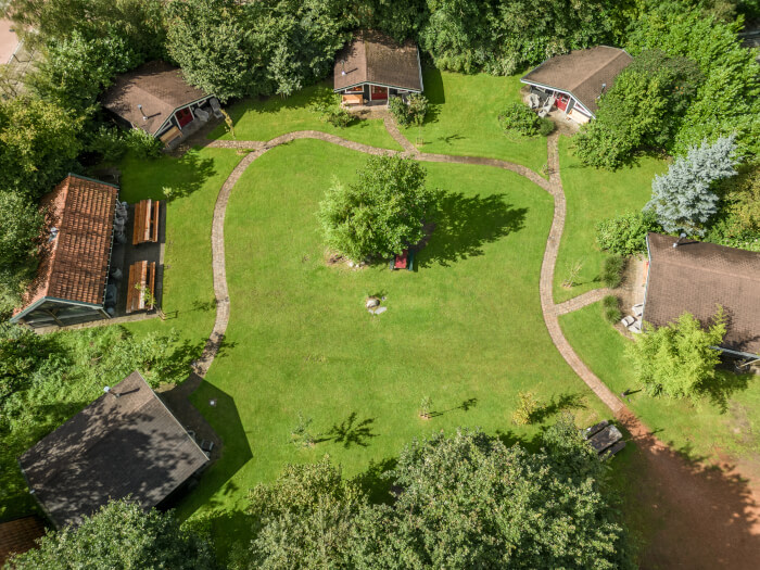 Vakantiehuis in Boijl (Friesland) voor 20 personen met 5 slaapkamers.