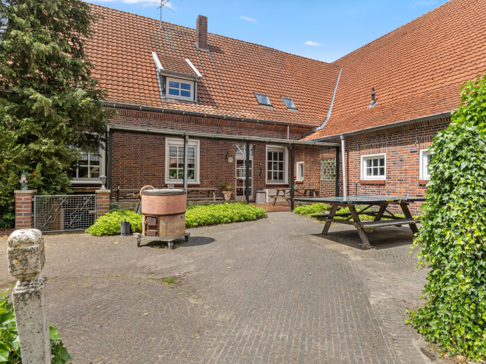 Vakantiehuis in Wielen (Nedersaksen) voor 26 personen met 6 slaapkamers.