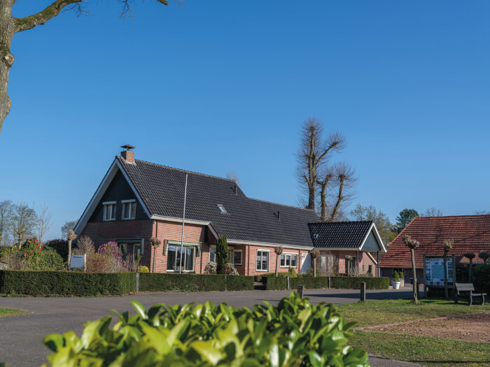 Vakantiehuis in Neede (Gelderland) voor 18 personen met 7 slaapkamers.
