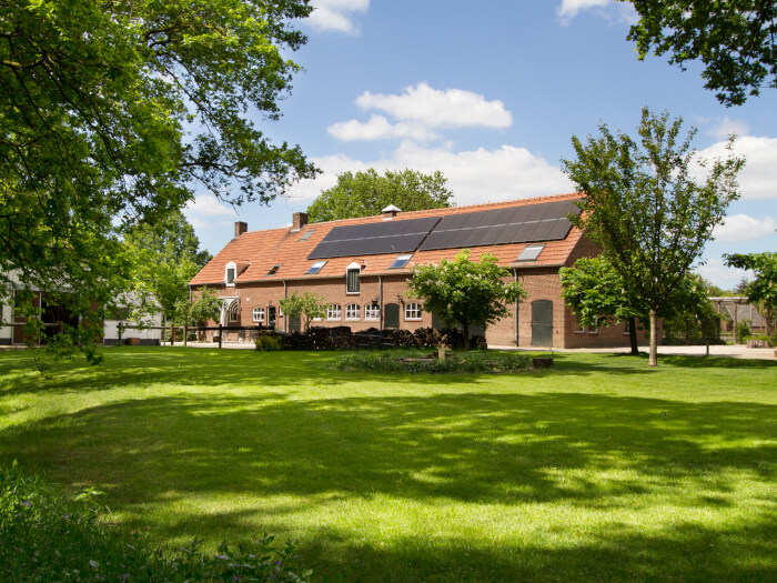 Vakantiehuis in Afferden L (Limburg) voor 10 personen met 4 slaapkamers.