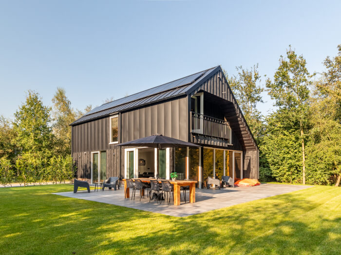 Vakantiehuis in Noordwolde (Friesland) voor 8 personen met 4 slaapkamers.