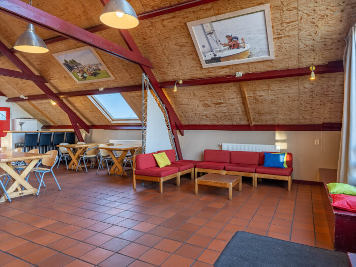 Vakantiehuis in Balk (Friesland) voor 40 personen met 7 slaapkamers.