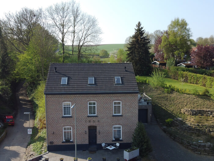 Vakantiehuis in Eys (Limburg) voor 10 personen met 5 slaapkamers.