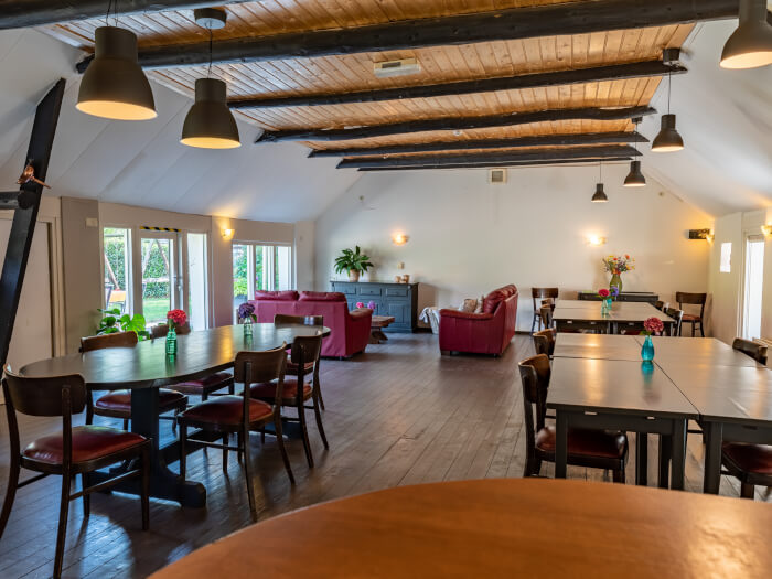 Vakantiehuis in Wapserveen (Drenthe) voor 15 personen met 7 slaapkamers.