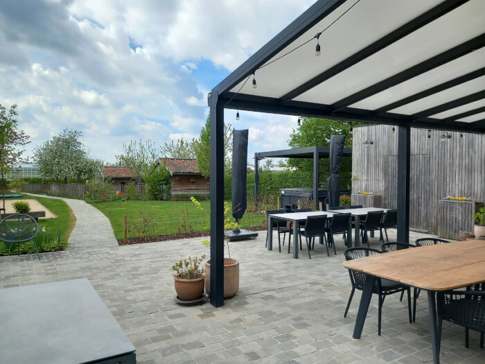 Vakantiehuis in Wellen (Belgisch Limburg) voor 16 personen met 6 slaapkamers.