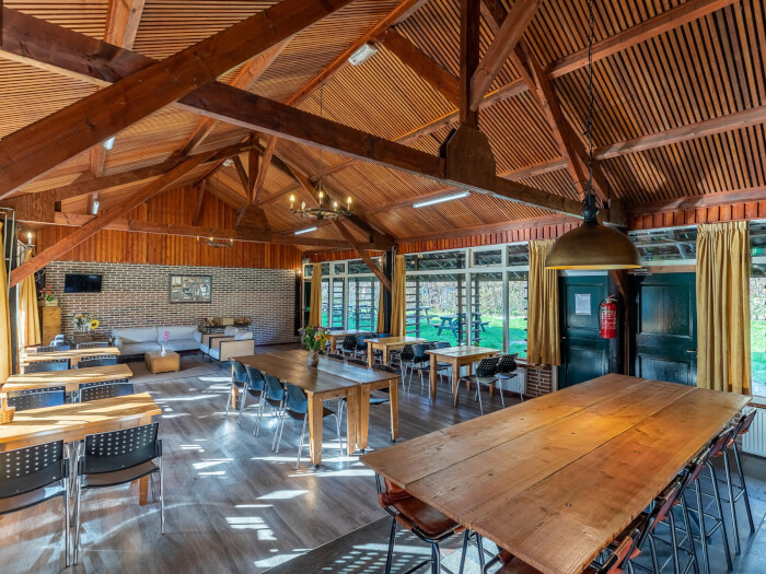Vakantiehuis in Zevenaar (Gelderland) voor 20 personen met 10 slaapkamers.
