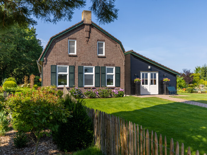 Vakantiehuis in Sint Anthonis (Noord-Brabant) voor 16 personen met 7 slaapkamers.