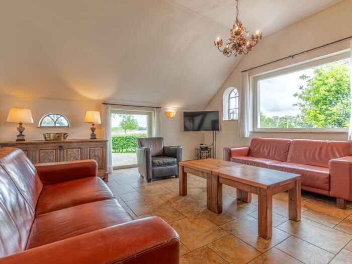 Vakantiehuis in Zuidwolde (Drenthe) voor 10 personen met 5 slaapkamers.