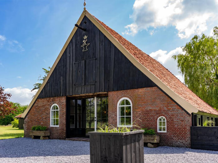 Vakantiehuis in Diepenheim (Overijssel) voor 10 personen met 4 slaapkamers.