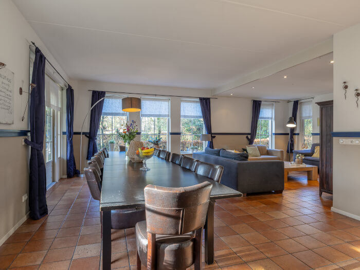 Vakantiehuis in Uddel (Gelderland) voor 17 personen met 7 slaapkamers.