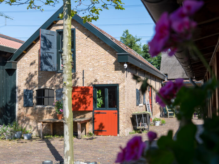 Vakantiehuis in Wateringen (Zuid-Holland) voor 12 personen met 11 slaapkamers.