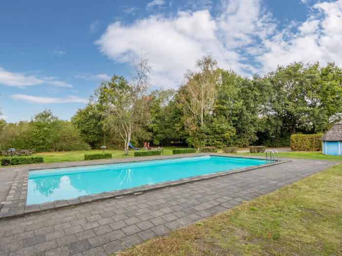 Vakantiehuis in Loon op Zand (Noord-Brabant) voor 36 personen met 8 slaapkamers.