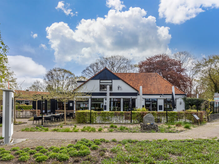 Vakantiehuis in Willemsoord (Overijssel) voor 30 personen met 10 slaapkamers.
