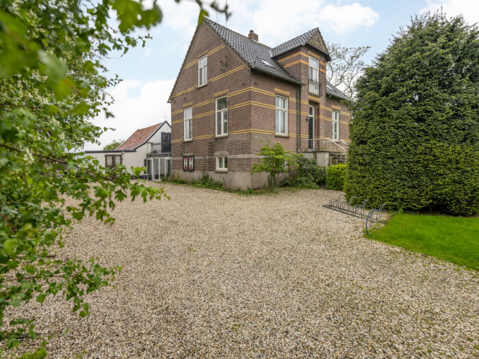 Vakantiehuis in Kranenburg (Gelderland) voor 24 personen met 6 slaapkamers.
