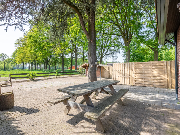 Vakantiehuis in Aalten (Gelderland) voor 10 personen met 5 slaapkamers.