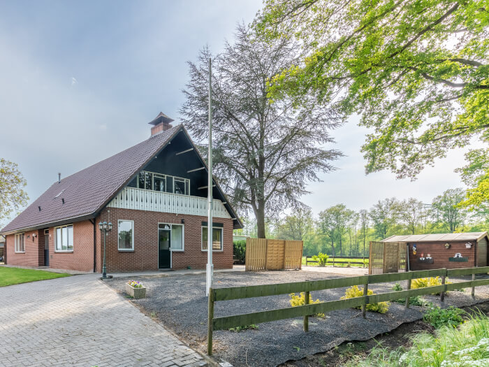 Vakantiehuis in Aalten (Gelderland) voor 10 personen met 5 slaapkamers.