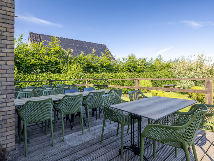 Vakantiehuis in Scherpenzeel (Friesland) voor 20 personen met 10 slaapkamers.
