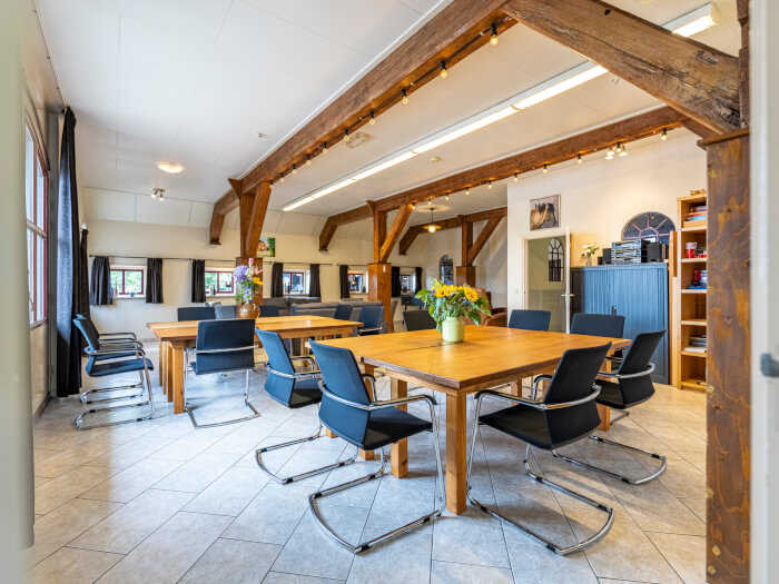 Vakantiehuis in Echteld (Gelderland) voor 14 personen met 5 slaapkamers.