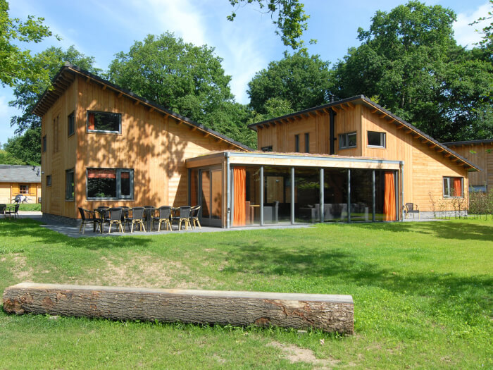 Vakantiehuis in Dwingeloo (Drenthe) voor 18 personen met 7 slaapkamers.