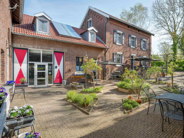 Vakantiehuis in Vijlen (Limburg) voor 12 personen met 6 slaapkamers.