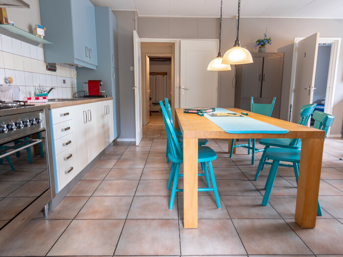 Vakantiehuis in Wehe-den Hoorn (Groningen) voor 43 personen met 10 slaapkamers.