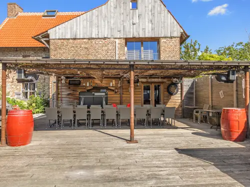Historisch pand met bar, sauna en bubbelbad