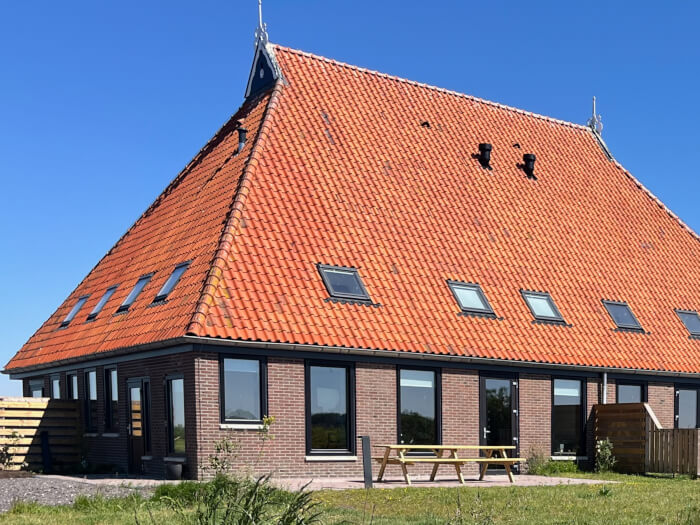 Vakantiehuis in Sloten (Friesland) voor 12 personen met 5 slaapkamers.