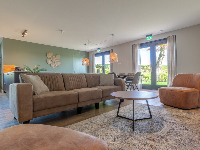 Vakantiehuis in Oijen (Noord-Brabant) voor 18 personen met 9 slaapkamers.